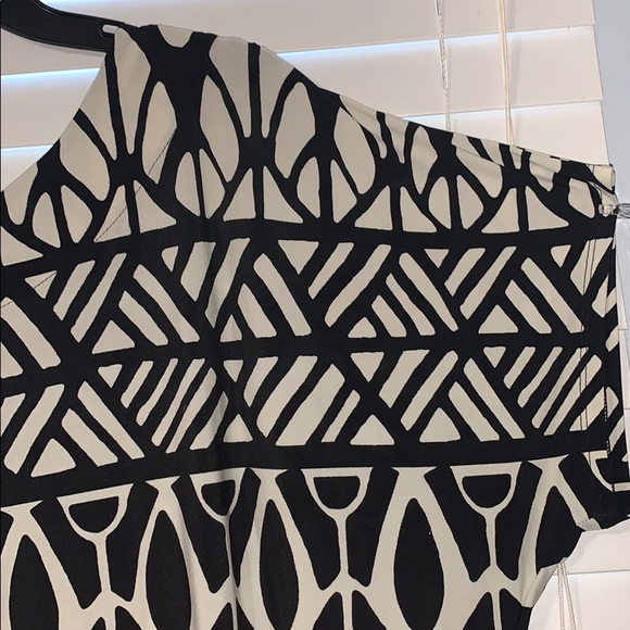 Casual Dress with elastic belt - Picture 3 of 5